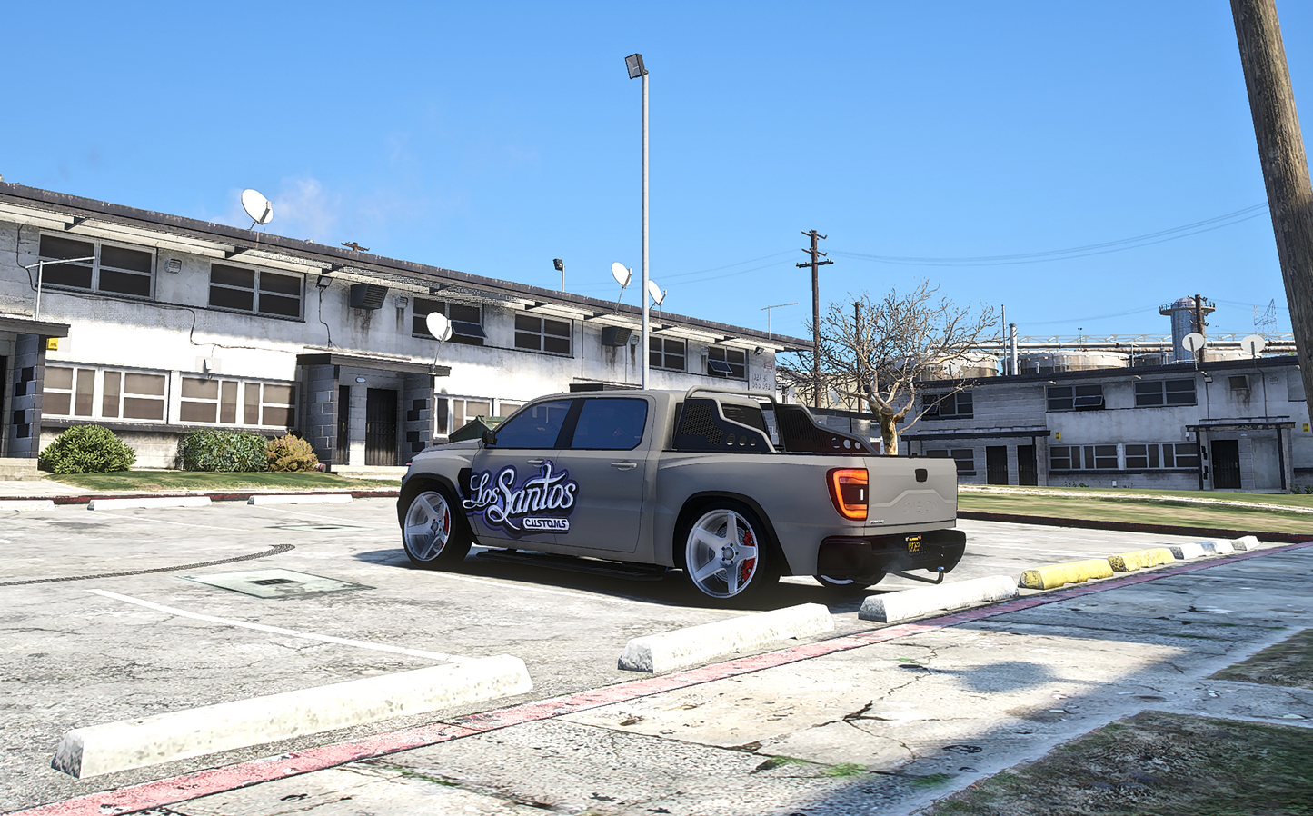 (LSC) Bravado Bison - 6 Seater (LF)